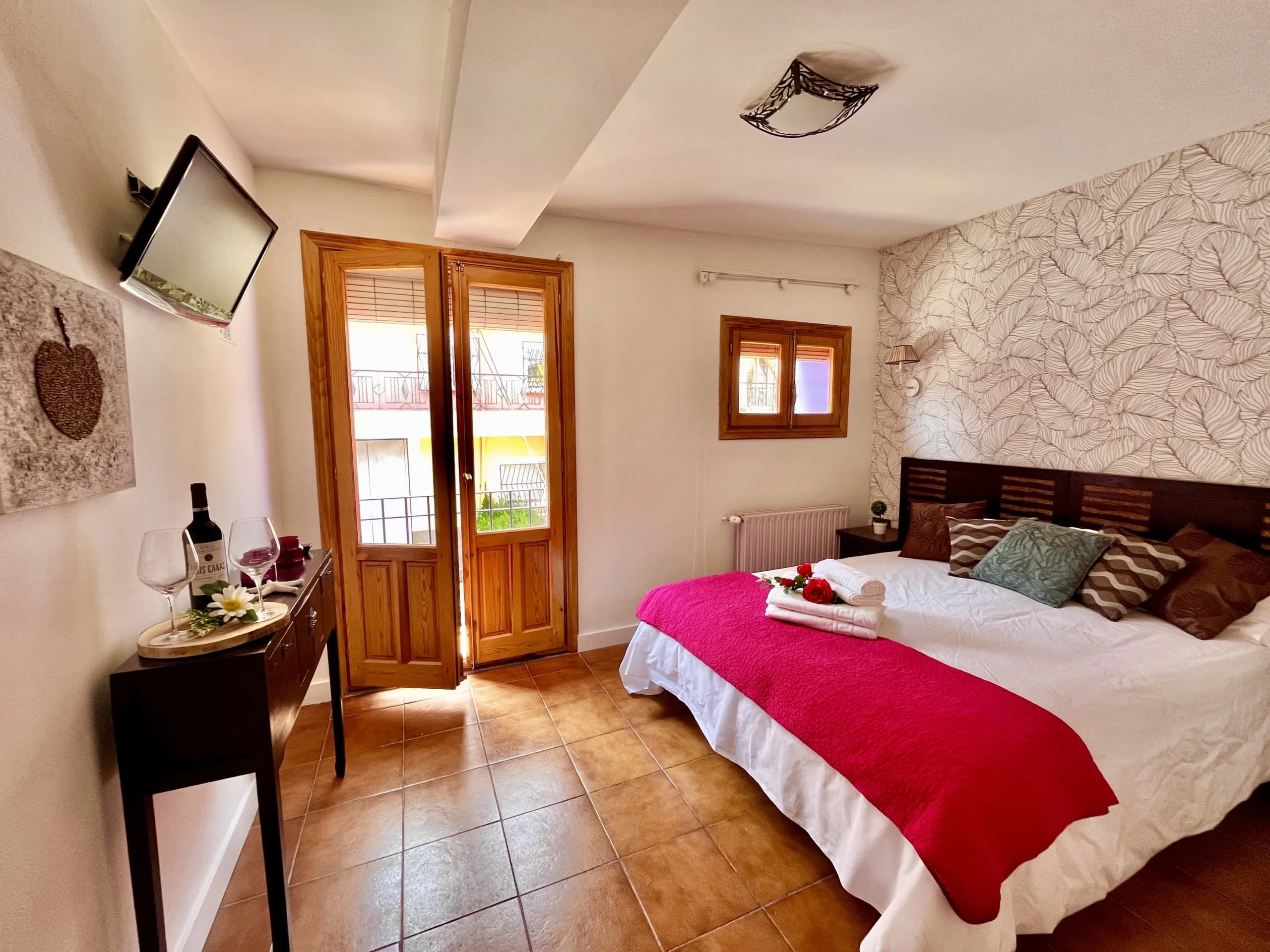 Habitación Nómadas 3, de matrimonio, con cama doble y baño privado